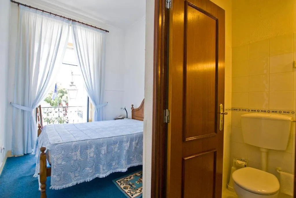 **  Residencial Geres Guest House Lisbon Portugal