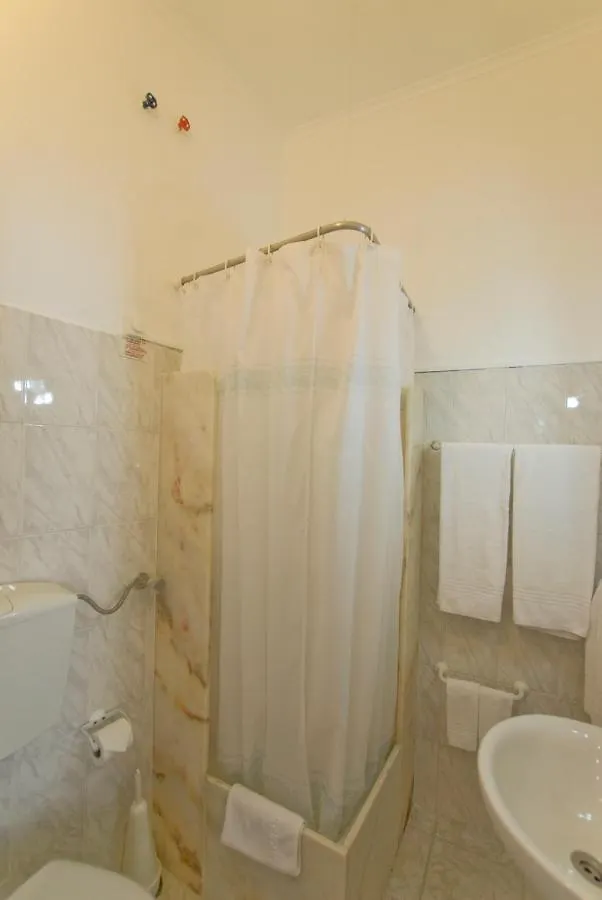 בית הארחה מלון ליסבון Residencial Geres